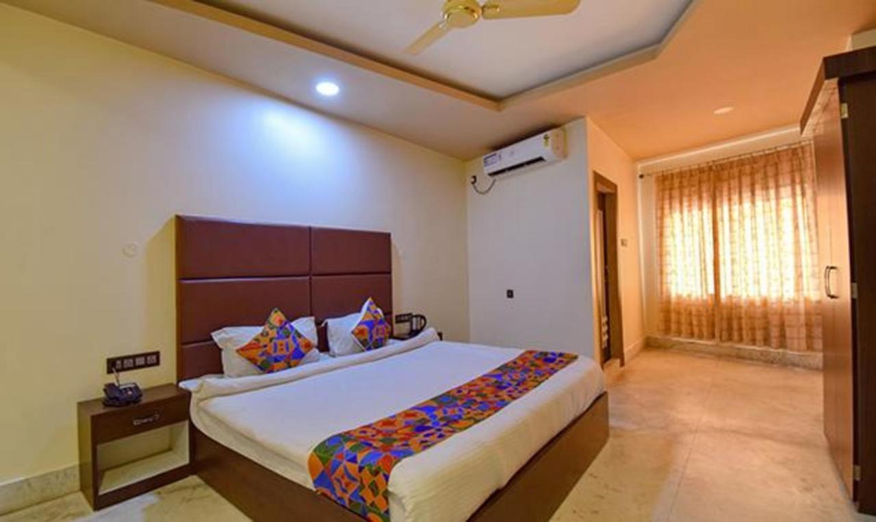 Fabhotel Rr Suites Guwahati Eksteriør bilde
