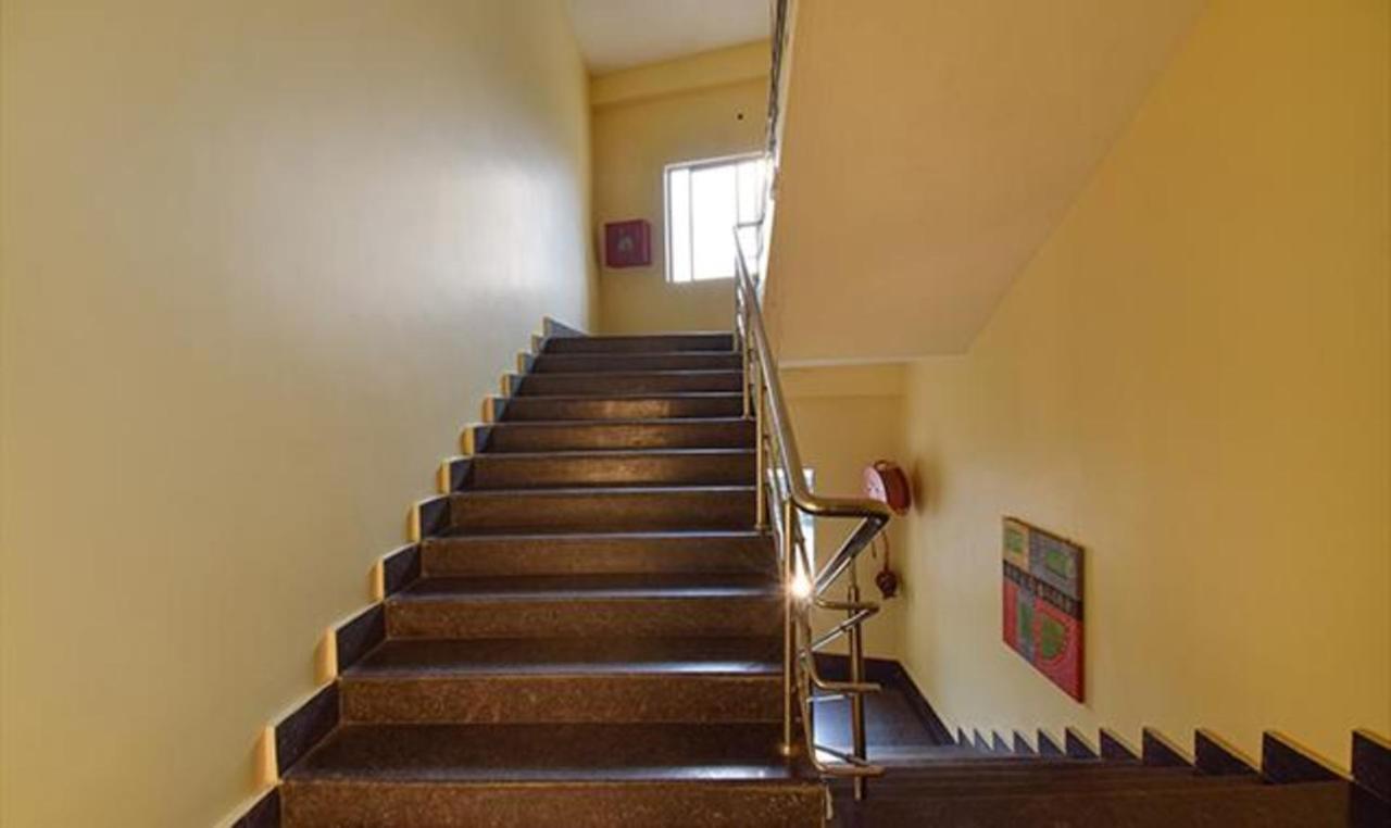 Fabhotel Rr Suites Guwahati Eksteriør bilde